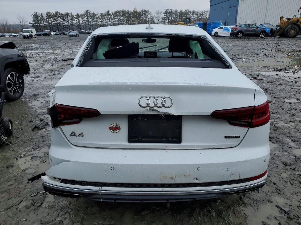 Продаж на аукціоні авто 2019 Audi A4, vin: WAUENAF48KA112272, номер лоту: 79033115