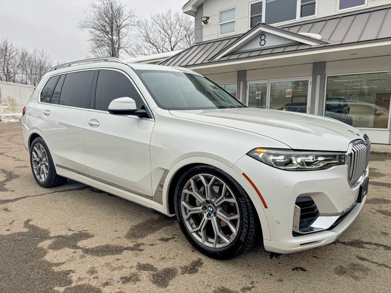 46026046 :رقم المزاد ، 5UXCW2C00M9H53341 vin ، 2021 Bmw X7 مزاد بيع