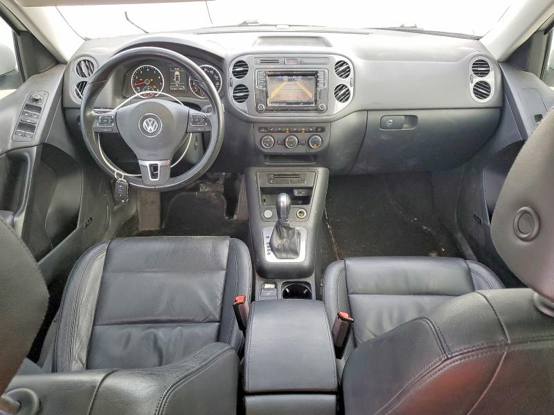 46488976 :رقم المزاد ، WVGVV7AX5HK019991 vin ، 2017 Volkswagen Tiguan مزاد بيع