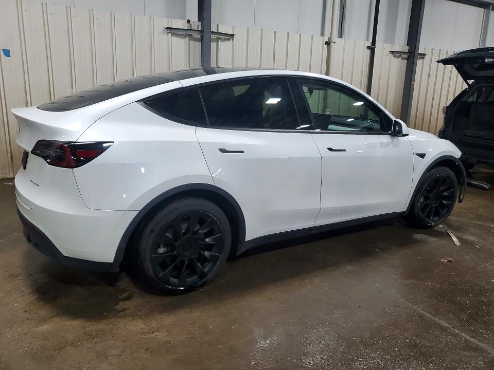 45666446 :رقم المزاد ، 5YJYGDEE7LF021847 vin ، 2020 Tesla Model Y مزاد بيع