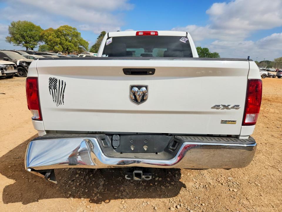 48068406 :رقم المزاد ، 1C6RR7KG3JS315842 vin ، 2018 Ram 1500 مزاد بيع