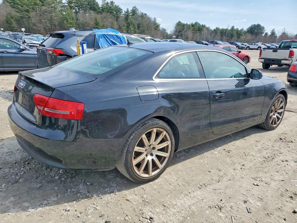 2011 Audi A5 მანქანა იყიდება აუქციონზე, vin: WAUVFAFRXBA084287, აუქციონის ნომერი: 47696936
