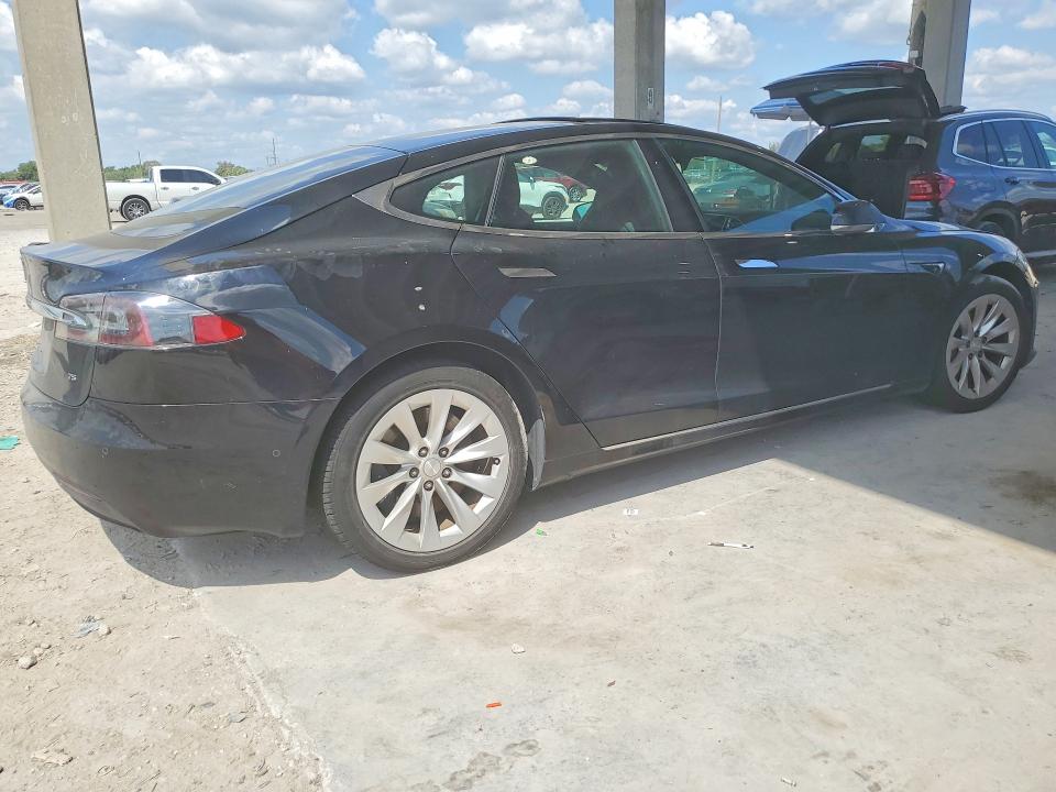 Продажа на аукционе авто 2017 Tesla Model S, vin: 5YJSA1E13HF209789, номер лота: 47884226