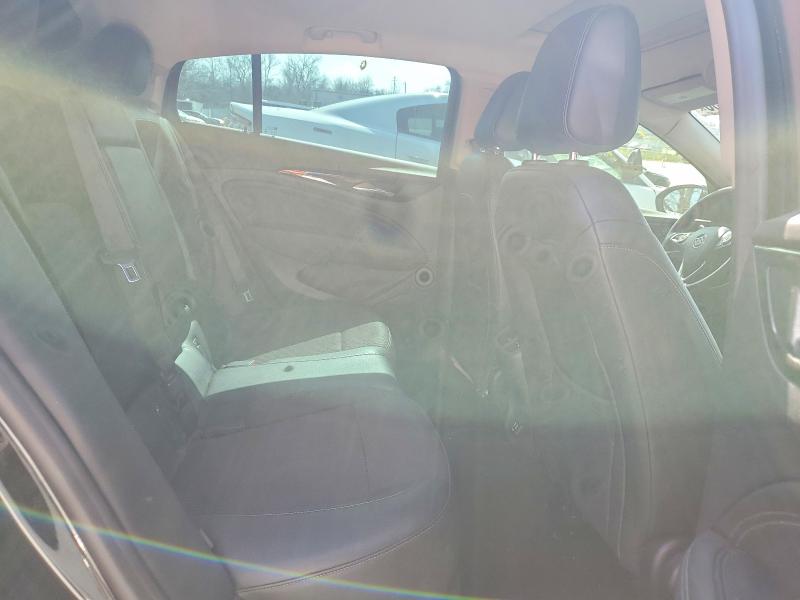 41984956 :رقم المزاد ، W04GM6SXXJ1137999 vin ، 2018 Buick Regal مزاد بيع