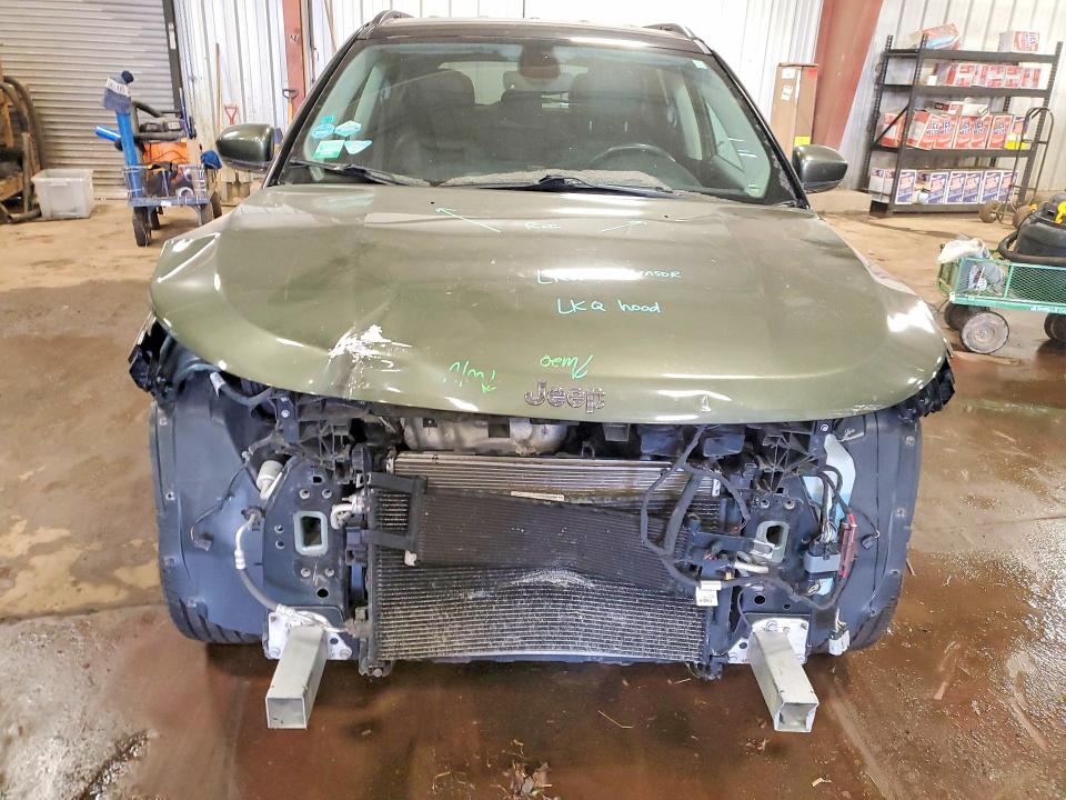 2018 Jeep Compass მანქანა იყიდება აუქციონზე, vin: 3C4NJDCB7JT435061, აუქციონის ნომერი: 46731656