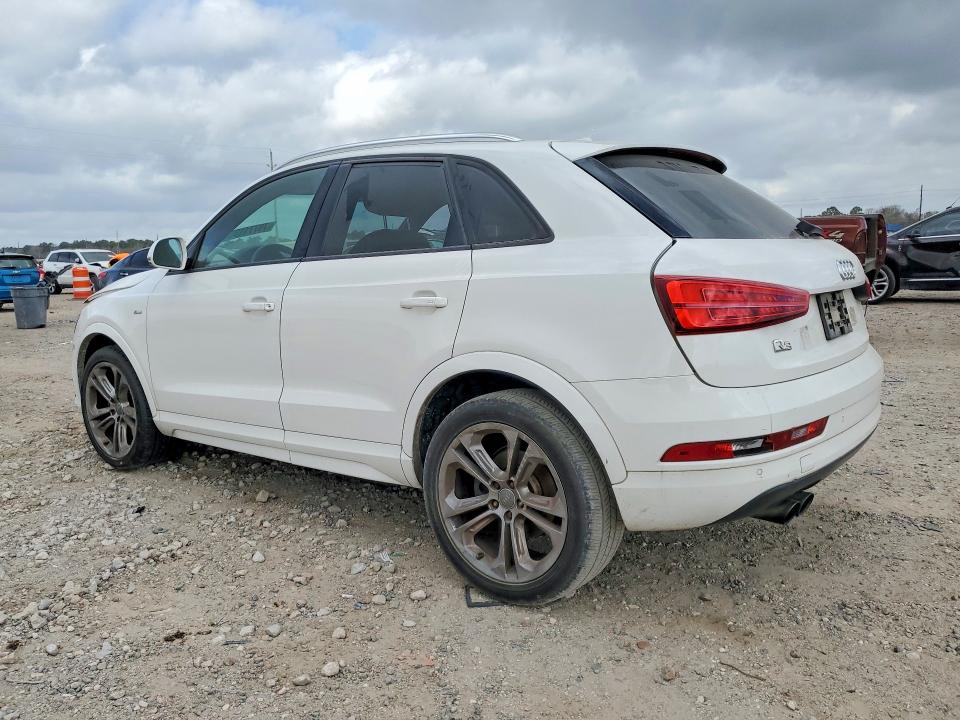 79771135 :رقم المزاد ، WA1BCCFS1JR013292 vin ، 2018 Audi Q3 مزاد بيع