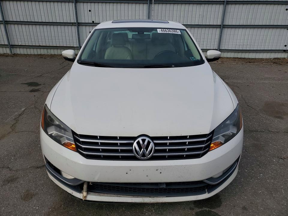 2013 Volkswagen Passat მანქანა იყიდება აუქციონზე, vin: 1VWCN7A3XDC146567, აუქციონის ნომერი: 46636386