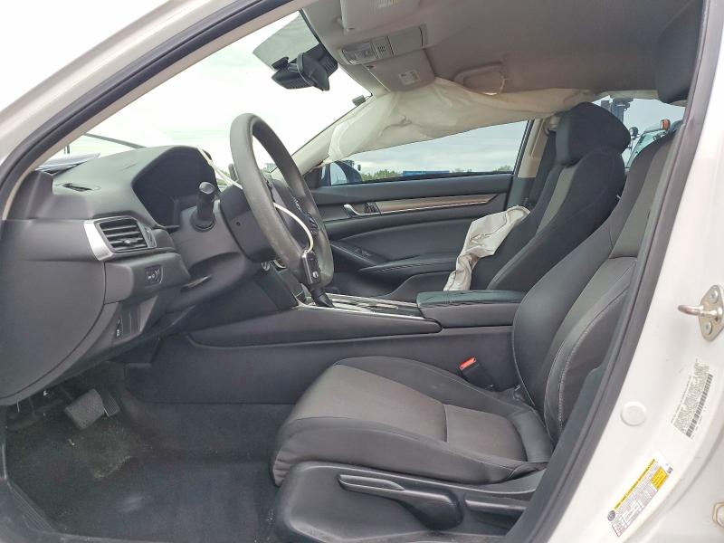 Продаж на аукціоні авто 2018 Honda Accord, vin: 1HGCV1F17JA136840, номер лоту: 46195696