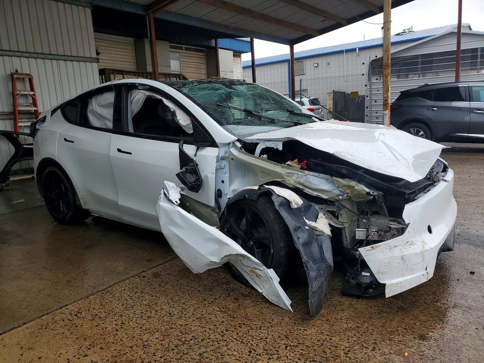 Продаж на аукціоні авто 2026 Tesla Model Y, vin: 7SAYGDEE0TA458492, номер лоту: 46006606