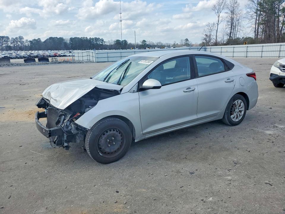 Продажа на аукционе авто 2018 Hyundai Accent, vin: 3KPC24A38JE028547, номер лота: 41781266