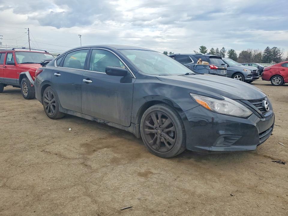 Продаж на аукціоні авто 2018 Nissan Altima, vin: 1N4AL3AP1JC223274, номер лоту: 41602426