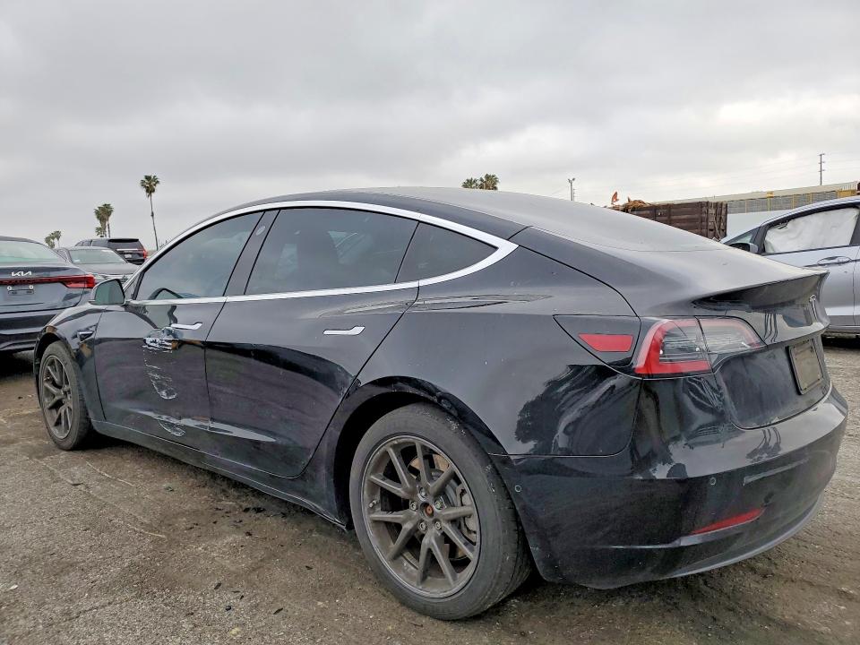 Продажа на аукционе авто 2019 Tesla Model 3, vin: 5YJ3E1EB7KF384359, номер лота: 41639556