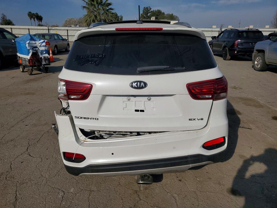 2020 Kia Sorento მანქანა იყიდება აუქციონზე, vin: 5XYPH4A57LG670314, აუქციონის ნომერი: 79790025