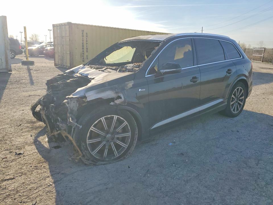 47230946 :رقم المزاد ، WA1VAAF71HD015716 vin ، 2017 Audi Q7 مزاد بيع