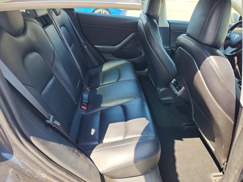 46396006 :رقم المزاد ، 5YJ3E1EB7JF114370 vin ، 2018 Tesla Model 3 مزاد بيع