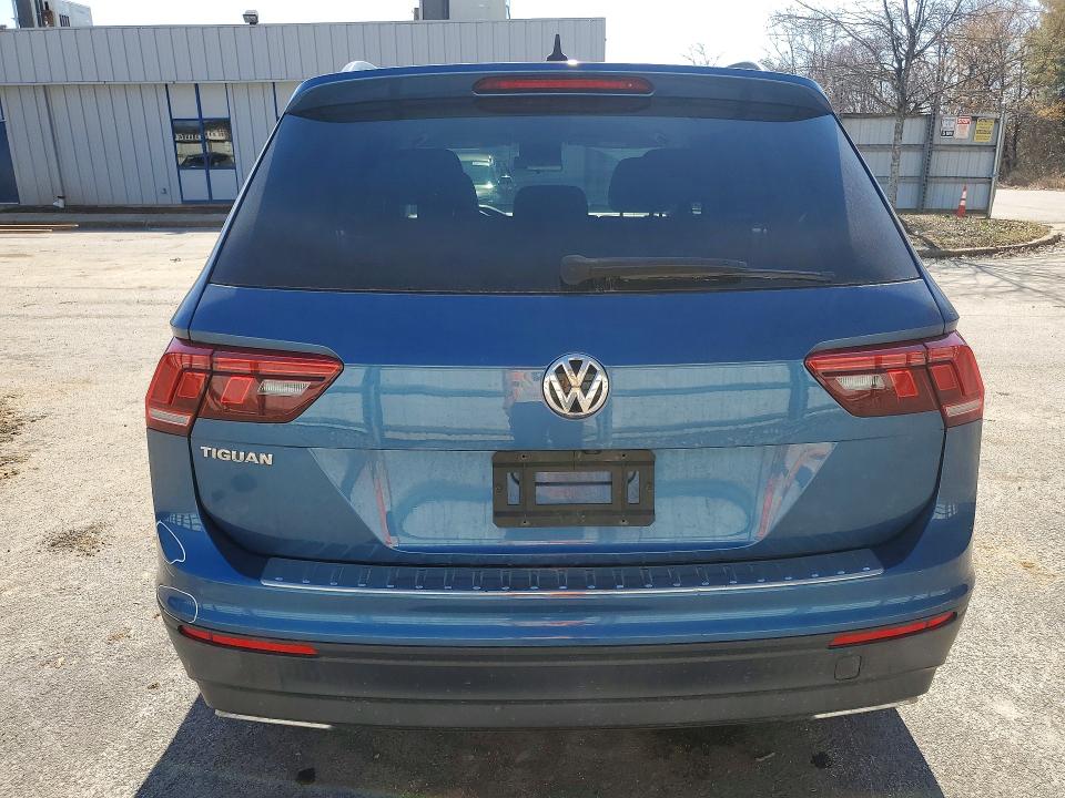 41593876 :رقم المزاد ، 3VV1B7AX5LM070454 vin ، 2020 Volkswagen Tiguan مزاد بيع