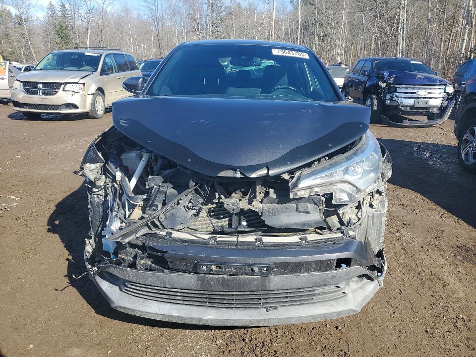 2018 Toyota C-hr მანქანა იყიდება აუქციონზე, vin: NMTKHMBX6JR002612, აუქციონის ნომერი: 79643705