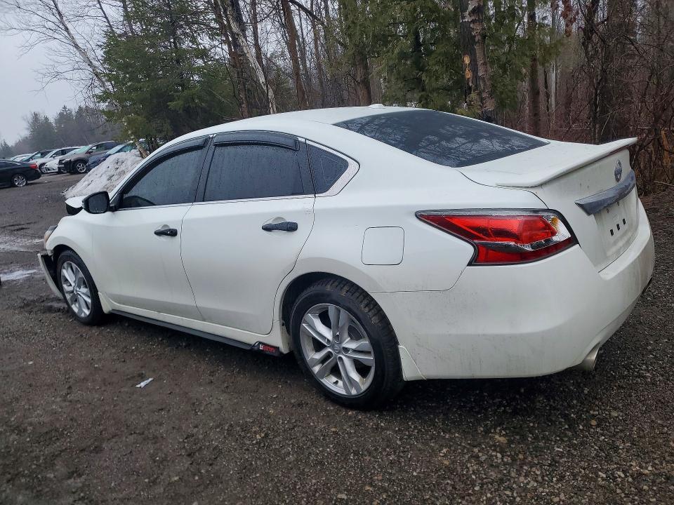 2014 Nissan Altima მანქანა იყიდება აუქციონზე, vin: 1N4AL3APXEN348431, აუქციონის ნომერი: 79427275
