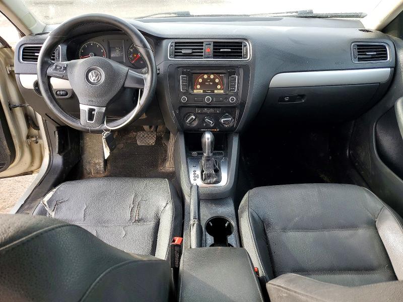 46067486 :رقم المزاد ، 3VWLZ7AJ6BM360129 vin ، 2011 Volkswagen Jetta مزاد بيع