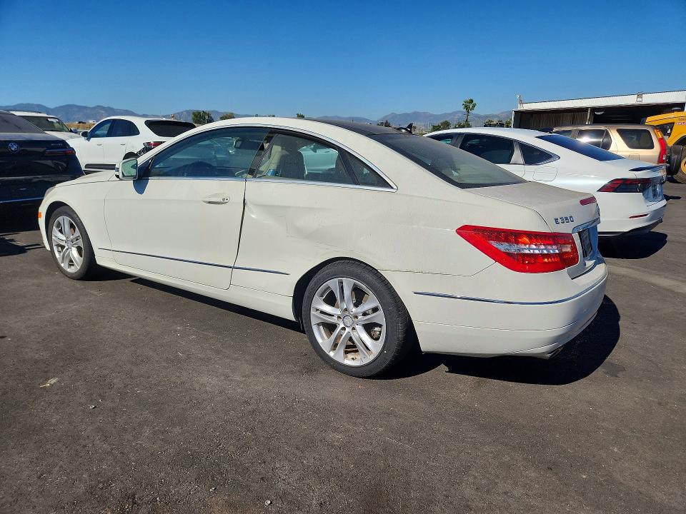 46892266 :رقم المزاد ، WDDKJ5GBXAF039015 vin ، 2010 Mercedes-benz E مزاد بيع