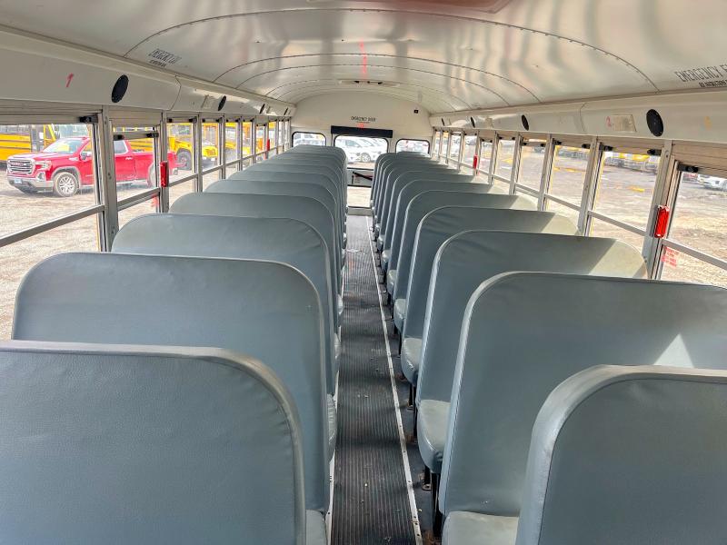 48076766 :رقم المزاد ، 1BAKGCPH4GF318755 vin ، 2015 Blue Bird School Bus مزاد بيع