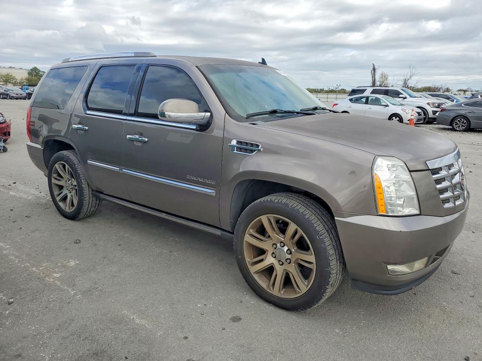 2014 Cadillac Escalade მანქანა იყიდება აუქციონზე, vin: 1GYS3BEF7ER166473, აუქციონის ნომერი: 45944796