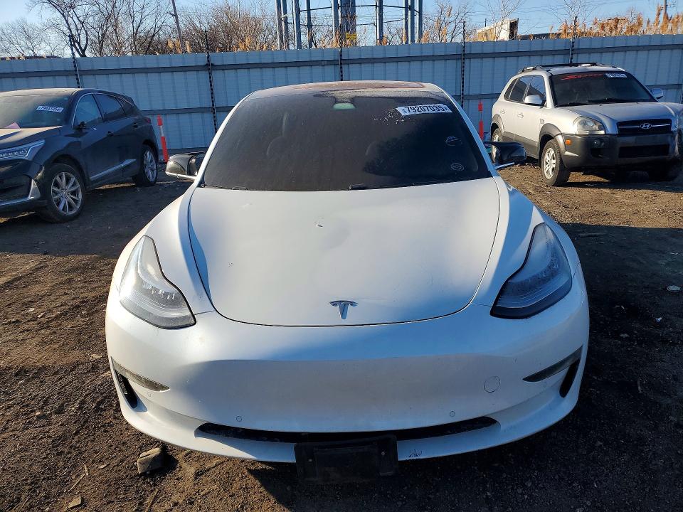Продажа на аукционе авто 2018 Tesla Model 3, vin: 5YJ3E1EB4JF100247, номер лота: 79207035