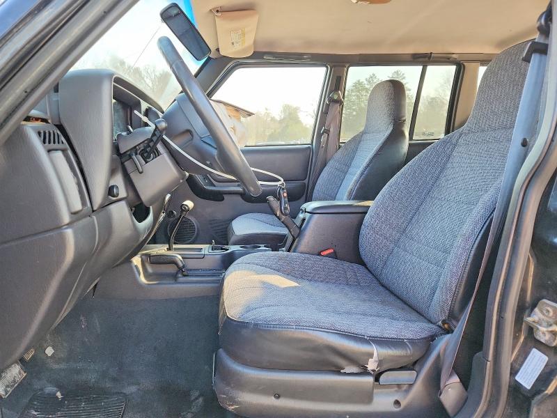 2000 Jeep Cherokee მანქანა იყიდება აუქციონზე, vin: 1J4FF48S3YL259172, აუქციონის ნომერი: 46642696
