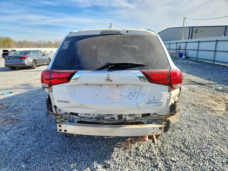 Продаж на аукціоні авто 2018 Mitsubishi Outlander, vin: JA4AD3A3XJZ011498, номер лоту: 47062766