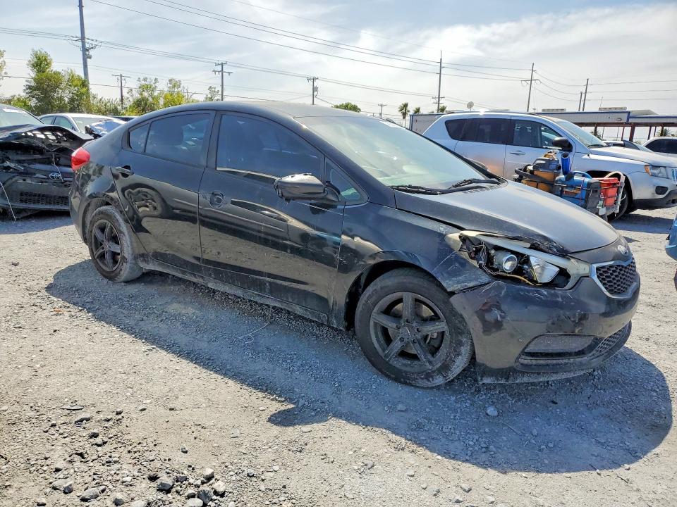 2016 Kia Forte მანქანა იყიდება აუქციონზე, vin: KNAFK4A60G5601143, აუქციონის ნომერი: 46592556
