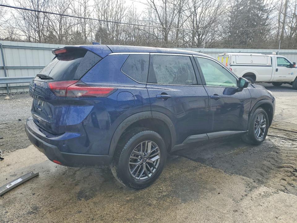 79529205 :رقم المزاد ، 5N1BT3BB3TC704868 vin ، 2026 Nissan Rogue مزاد بيع
