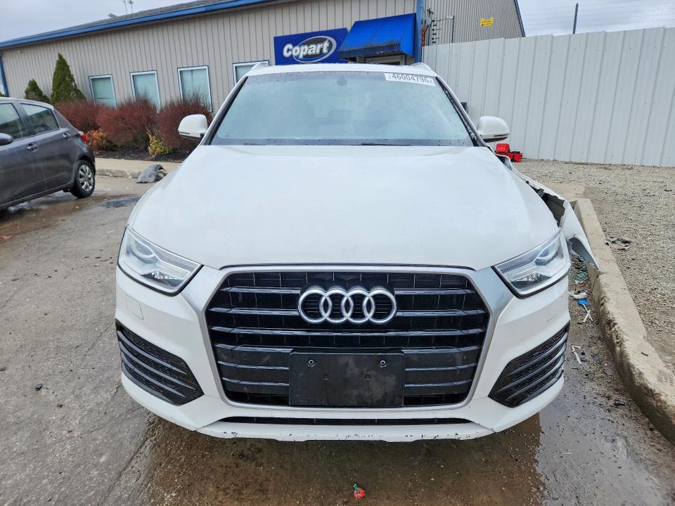 46004796 :رقم المزاد ، WA1BCCFS0JR007600 vin ، 2018 Audi Q3 مزاد بيع