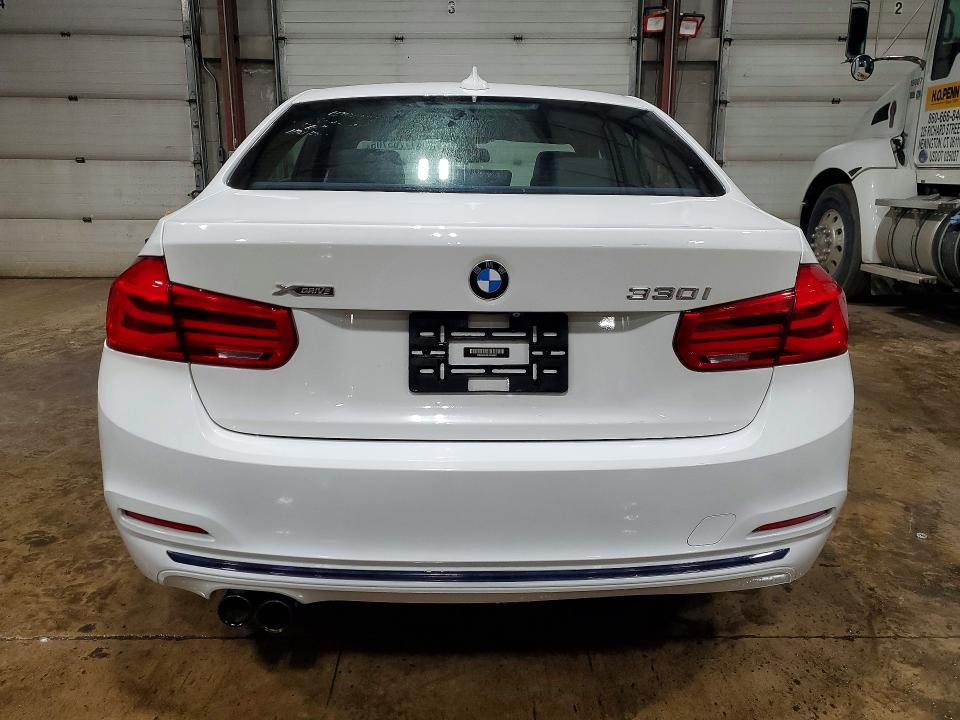 Продаж на аукціоні авто 2018 Bmw 330, vin: WBA8D9C53JEB34881, номер лоту: 77765705