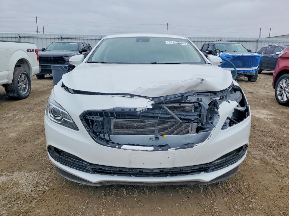 41595046 :رقم المزاد ، 1G4ZR5SS6HU169092 vin ، 2017 Buick Lacrosse مزاد بيع