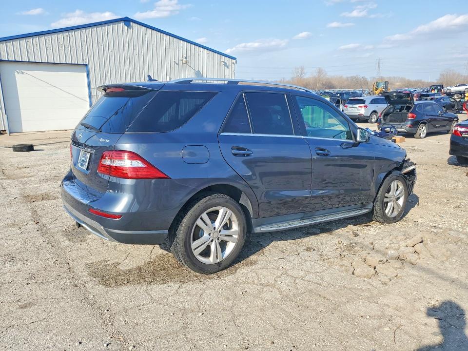 2015 Mercedes-benz Ml მანქანა იყიდება აუქციონზე, vin: 4JGDA5HB4FA563018, აუქციონის ნომერი: 47579546