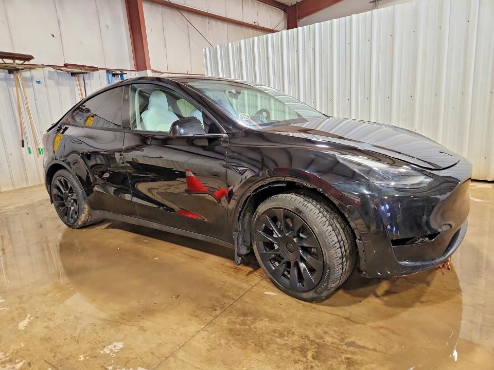 45851636 :رقم المزاد ، 7SAYGDEE2RA269268 vin ، 2024 Tesla Model Y مزاد بيع