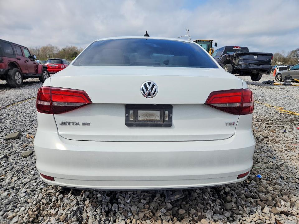 41805146 :رقم المزاد ، 3VWDB7AJ5HM385394 vin ، 2017 Volkswagen Jetta مزاد بيع