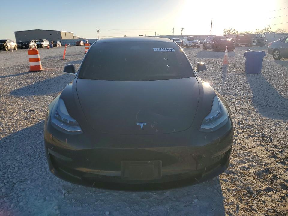 2019 Tesla Model 3 მანქანა იყიდება აუქციონზე, vin: 5YJ3E1EA0KF395548, აუქციონის ნომერი: 41836646
