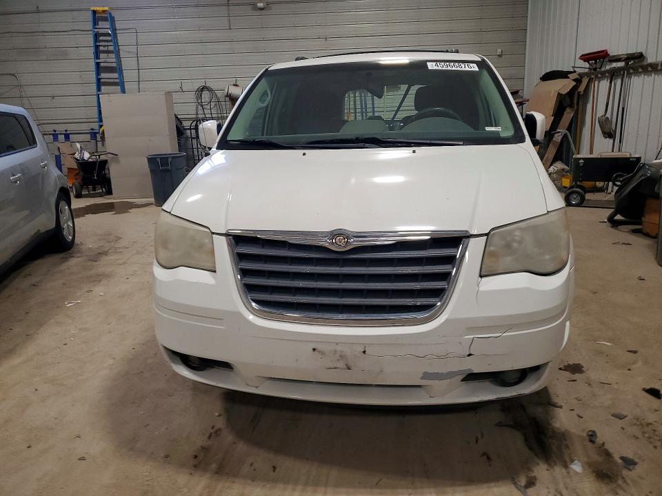 2009 Chrysler Town & Country მანქანა იყიდება აუქციონზე, vin: 2A8HR54149R673765, აუქციონის ნომერი: 45966876