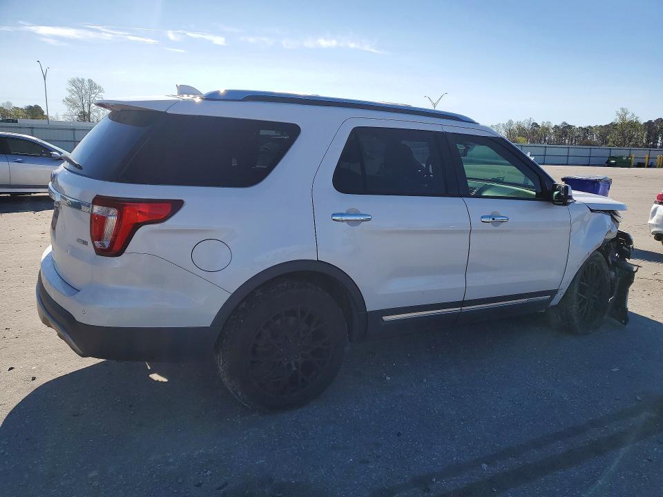 46438356 :رقم المزاد ، 1FM5K8FH4HGB85695 vin ، 2017 Ford Explorer مزاد بيع
