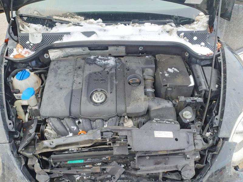 2013 Volkswagen Beetle მანქანა იყიდება აუქციონზე, vin: 3VW5P7AT1DM812412, აუქციონის ნომერი: 79704235