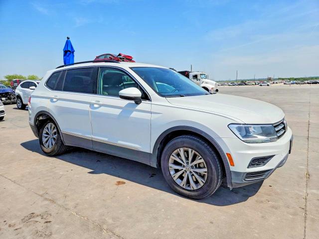 Продаж на аукціоні авто 2018 Volkswagen Tiguan, vin: 3VV3B7AX6JM161142, номер лоту: 47294716