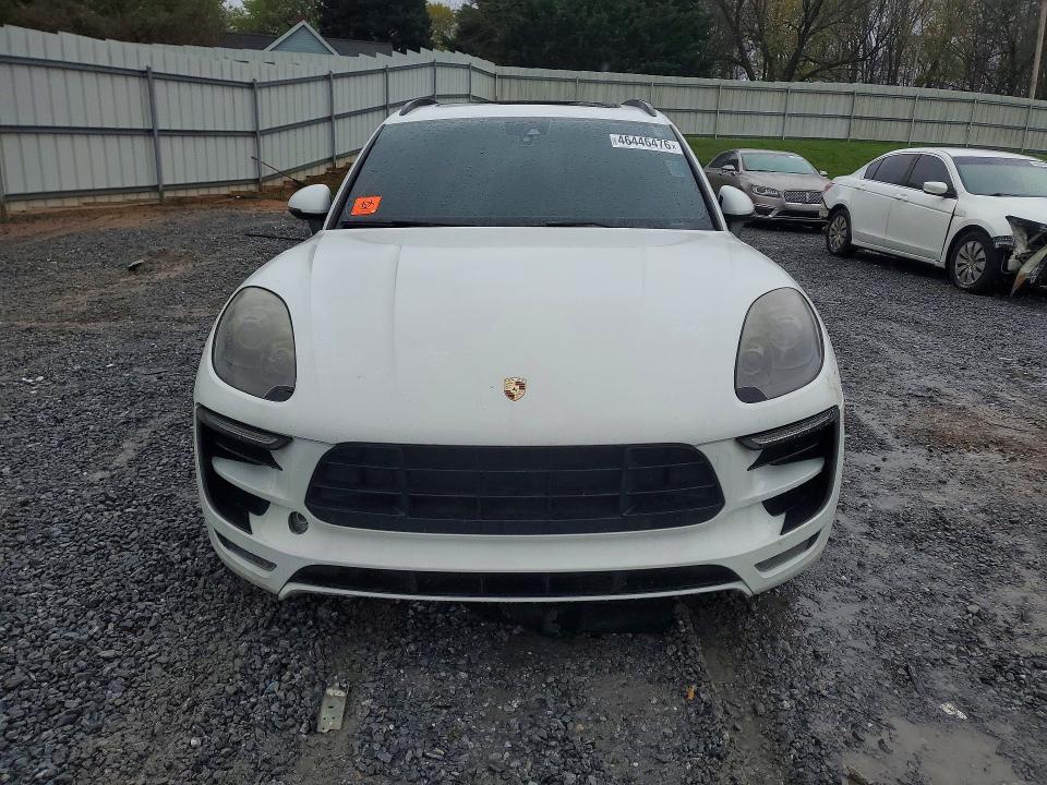 46446476 :رقم المزاد ، WP1AG2A57HLB51688 vin ، 2017 Porsche Macan مزاد بيع