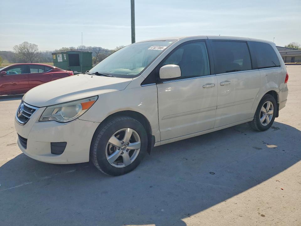 47627986 :رقم المزاد ، 2V4RW3D1XAR246044 vin ، 2010 Volkswagen Routan مزاد بيع