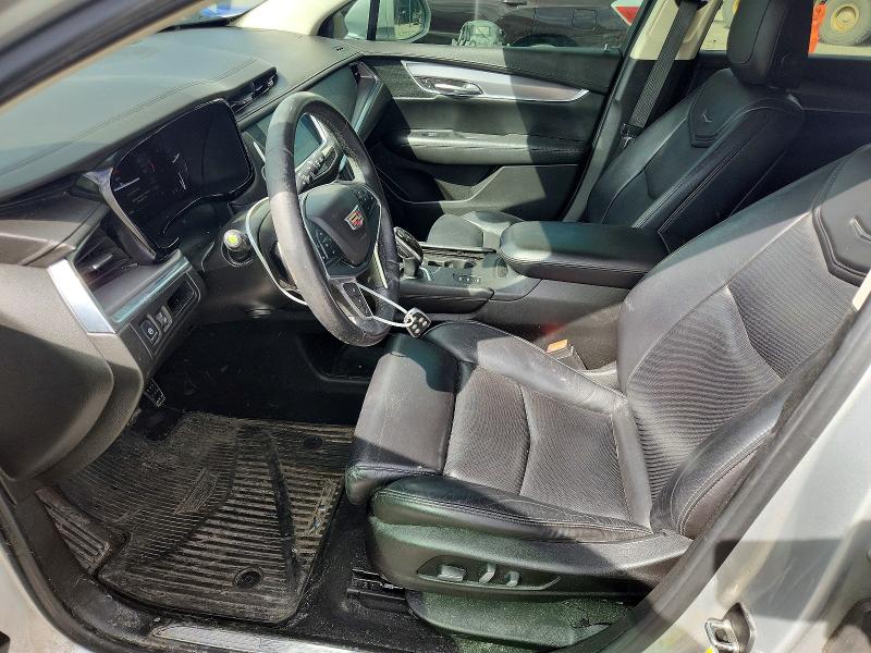 48104176 :رقم المزاد ، 1GYKNDRS1HZ304588 vin ، 2017 Cadillac Xt5 مزاد بيع