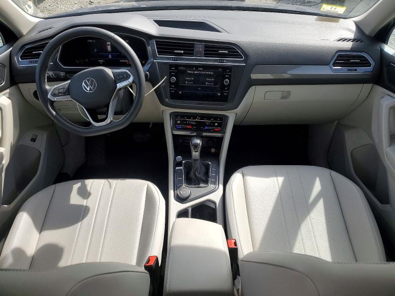 Продажа на аукционе авто 2022 Volkswagen Tiguan, vin: 3VV2B7AX5NM023755, номер лота: 45801456