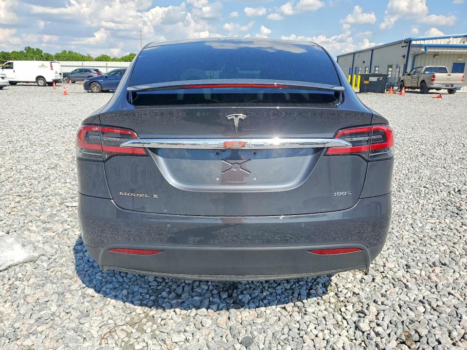 2018 Tesla Model X მანქანა იყიდება აუქციონზე, vin: 5YJXCBE29JF120037, აუქციონის ნომერი: 47739386