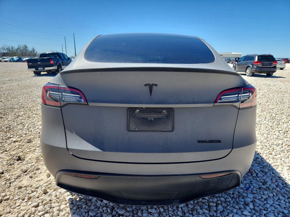 46027986 :رقم المزاد ، 5YJYGDEFXMF212169 vin ، 2021 Tesla Model Y مزاد بيع