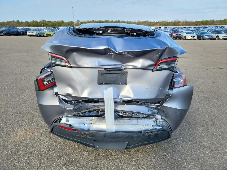 Продажа на аукционе авто 2025 Tesla Model Y, vin: 7SAYGDEE8SF285001, номер лота: 47835206