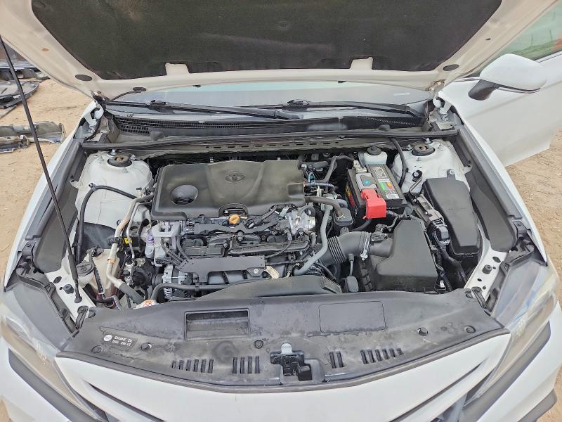 47919096 :رقم المزاد ، 4T1T11AK4MU526223 vin ، 2021 Toyota Camry مزاد بيع